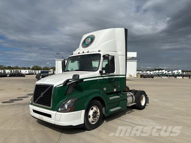 Volvo VNL Dragbilar