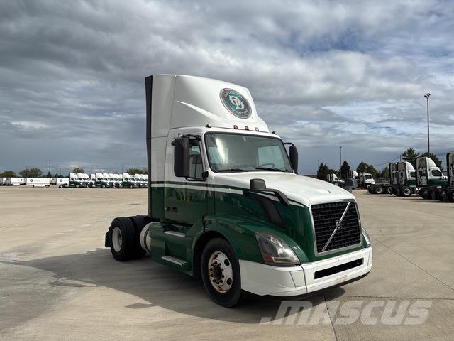 Volvo VNL Dragbilar