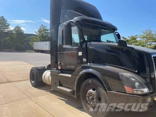 Volvo VNL Dragbilar