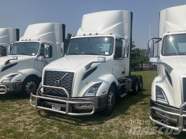 Volvo VNL 300 Dragbilar