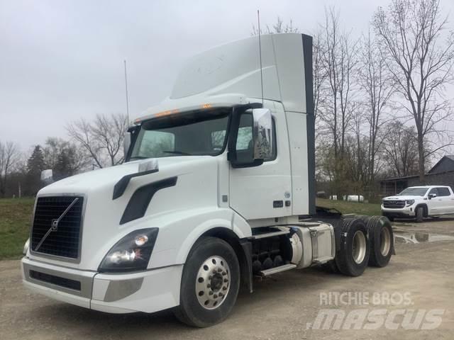 Volvo VNL300 Dragbilar