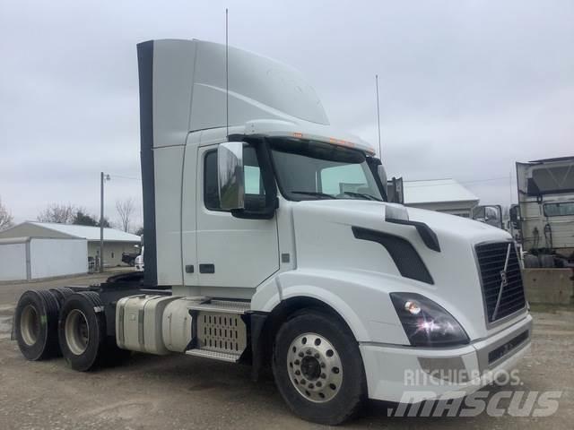 Volvo VNL300 Dragbilar