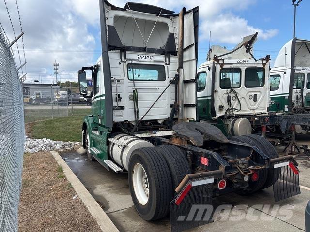 Volvo VNL42T Dragbilar