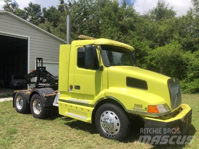 Volvo VNL64T Dragbilar