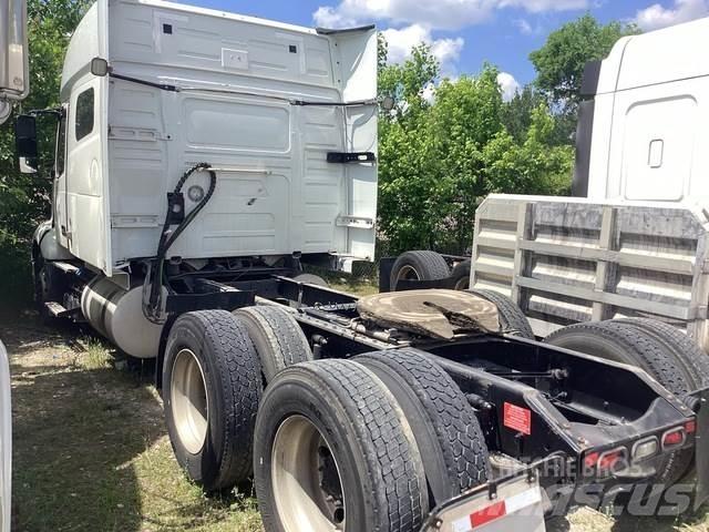 Volvo VNL740 Dragbilar