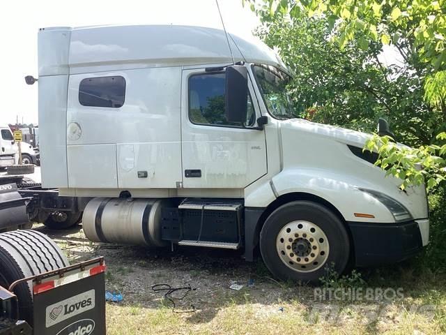 Volvo VNL740 Dragbilar
