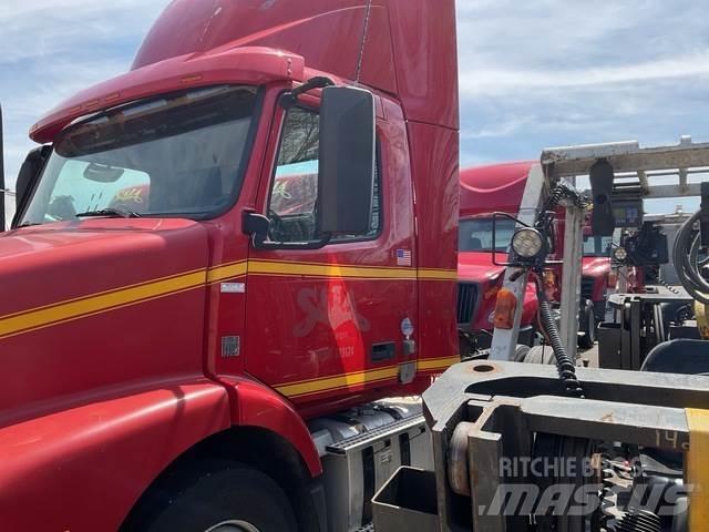 Volvo VNM42T Dragbilar