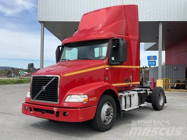 Volvo VNM42T Dragbilar