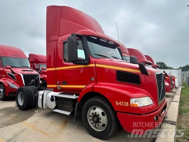 Volvo VNM42T Dragbilar