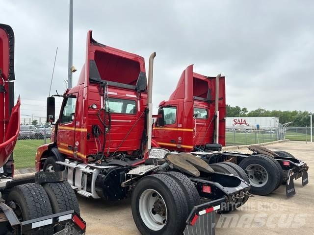 Volvo VNM42T Dragbilar