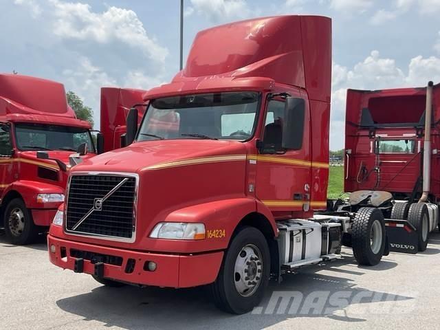 Volvo VNM42T Dragbilar