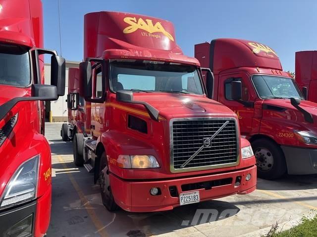Volvo VNM42T Dragbilar