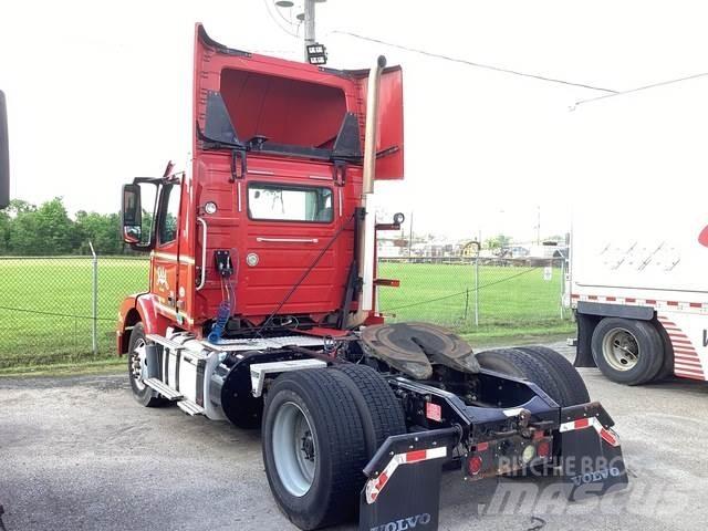 Volvo VNM42T Dragbilar