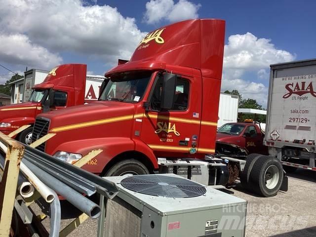 Volvo VNM42T Dragbilar