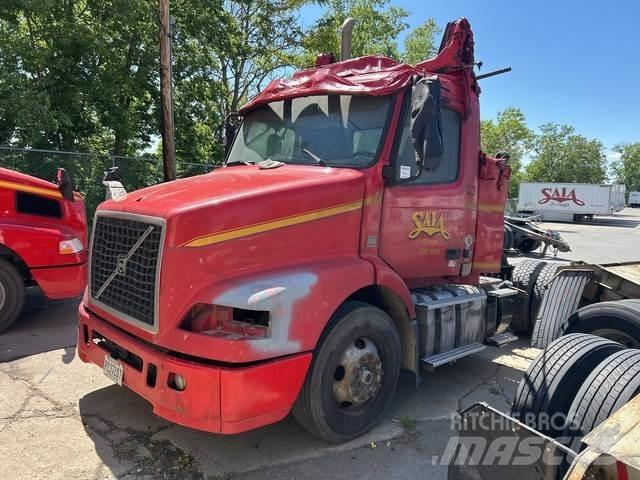 Volvo VNM42T Dragbilar