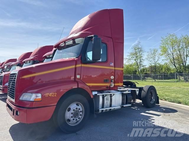 Volvo VNM42T Dragbilar