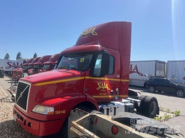 Volvo VNM42T Dragbilar
