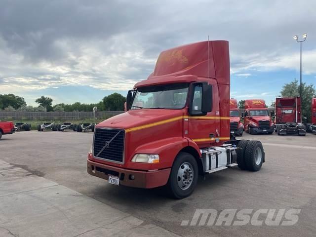 Volvo VNM42T Dragbilar