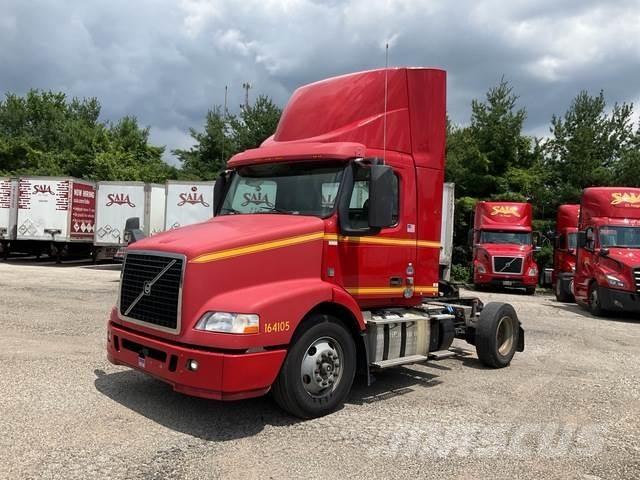 Volvo VNM42T Dragbilar