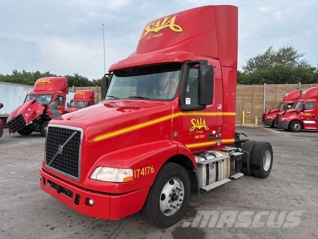 Volvo VNM42T Dragbilar