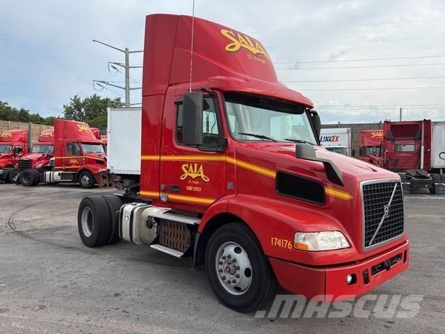 Volvo VNM42T Dragbilar