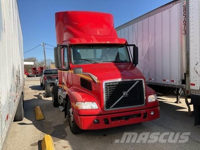 Volvo VNM42T Dragbilar