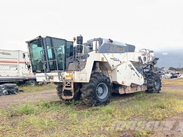 Wirtgen WR240 Jordkompaktorer