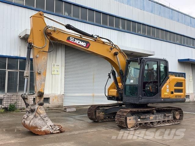 XCMG XE135G Bandgrävare