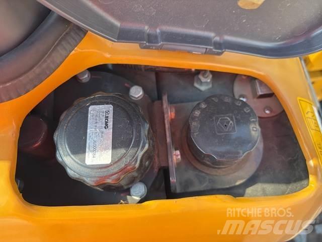 XCMG XE17U Minigrävare < 7t