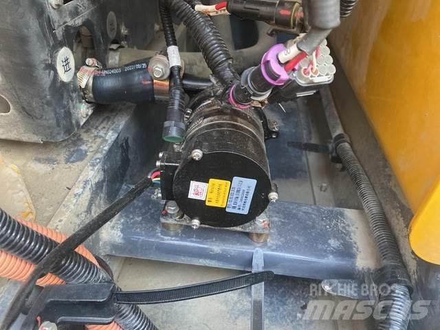 XCMG XE215E Bandgrävare
