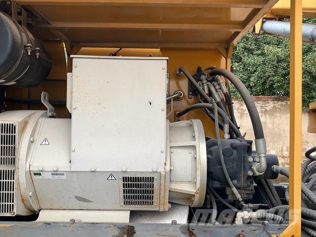 XCMG YZDZ100 Entreprenad - Övrigt