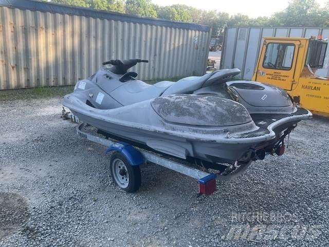Yamaha  Arbetsbåtar, pråmar och pontoner