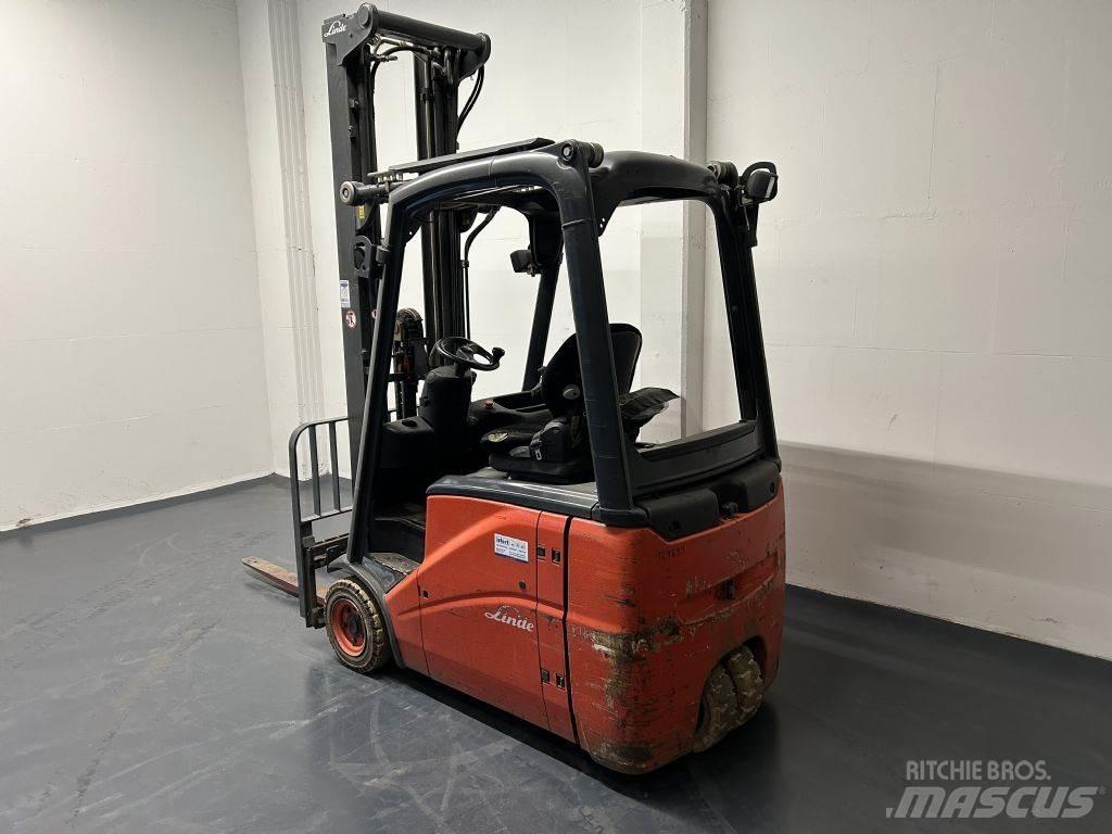 Linde E16H-01 Elmotviktstruckar