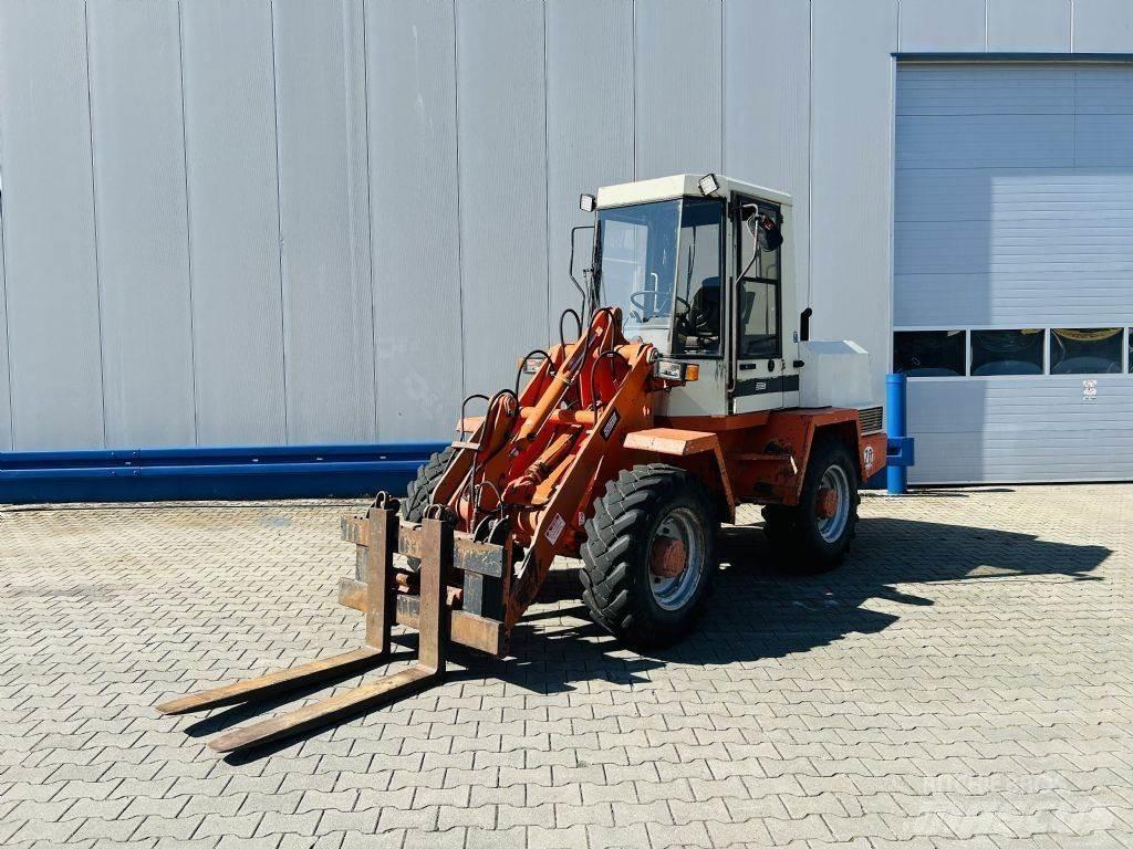 Schaeff KL835 Kompaktlastare