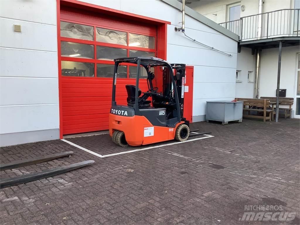 Toyota 8FBE20T Elmotviktstruckar