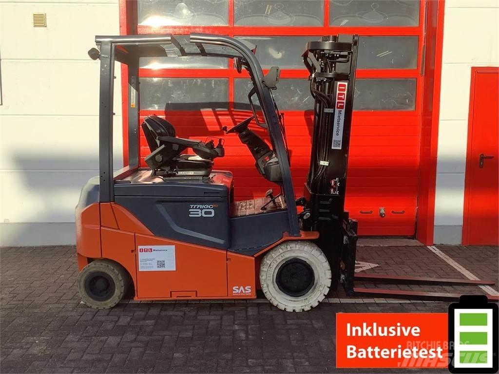 Toyota 8FBMKT30 Elmotviktstruckar