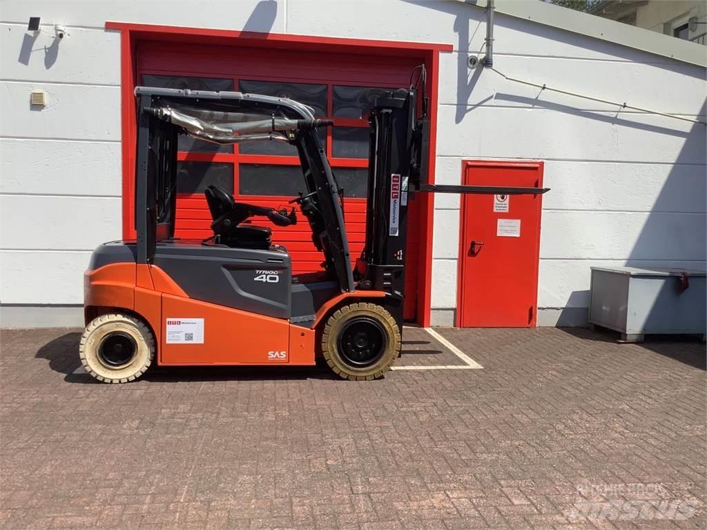 Toyota 8FBMT40 Elmotviktstruckar