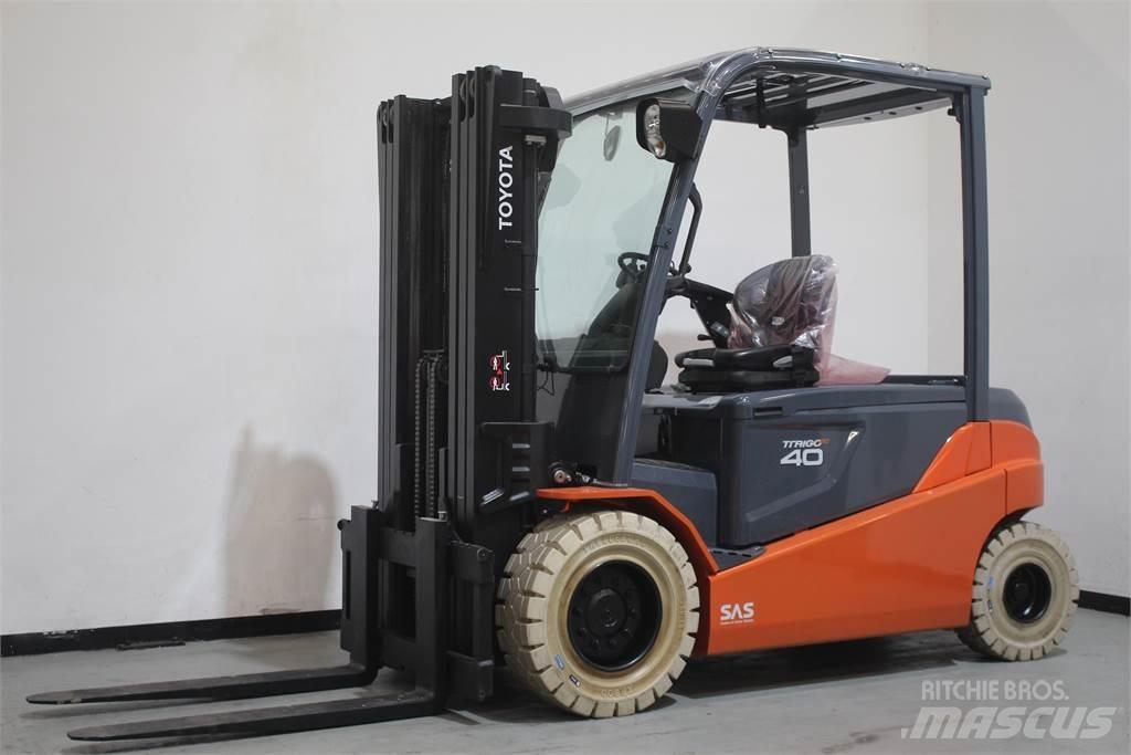 Toyota 8FBMT40 Elmotviktstruckar