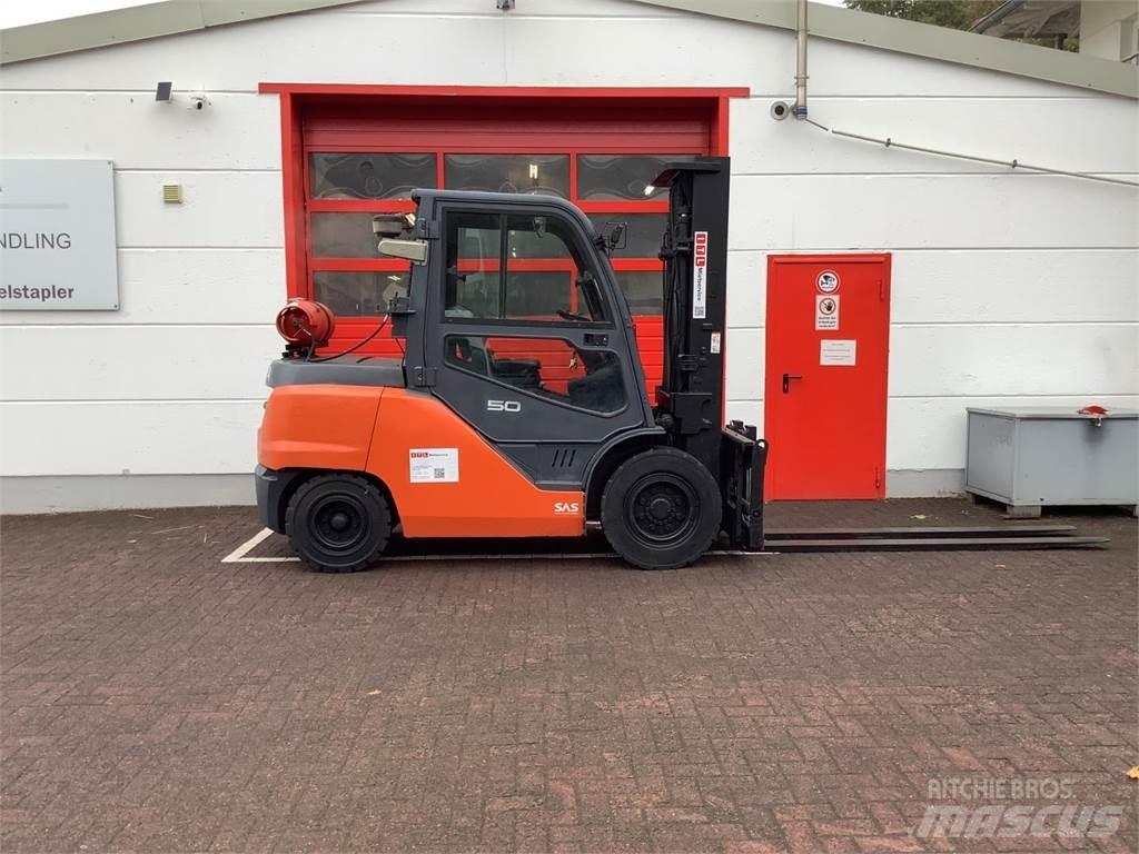 Toyota 8FG50N Gasolmotviktstruckar