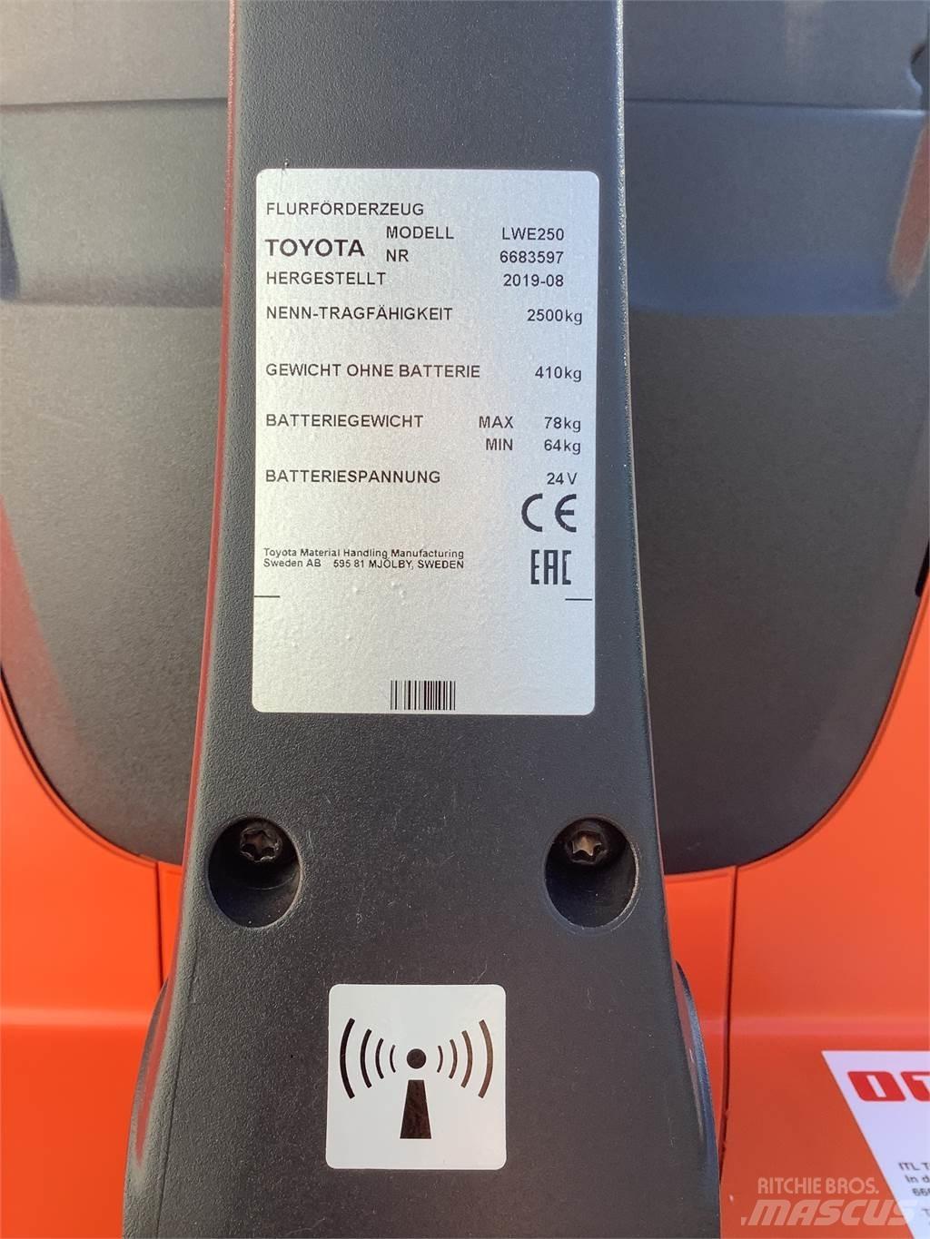 Toyota LWE250 Låglyftare utan plattform