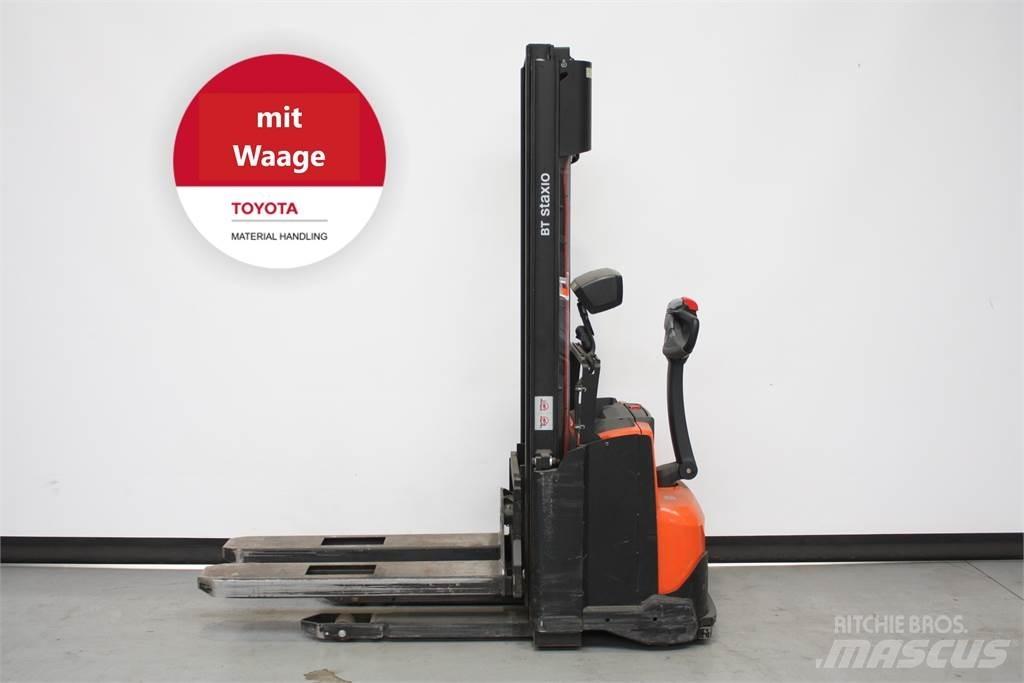 Toyota SWE140 Staplare-led