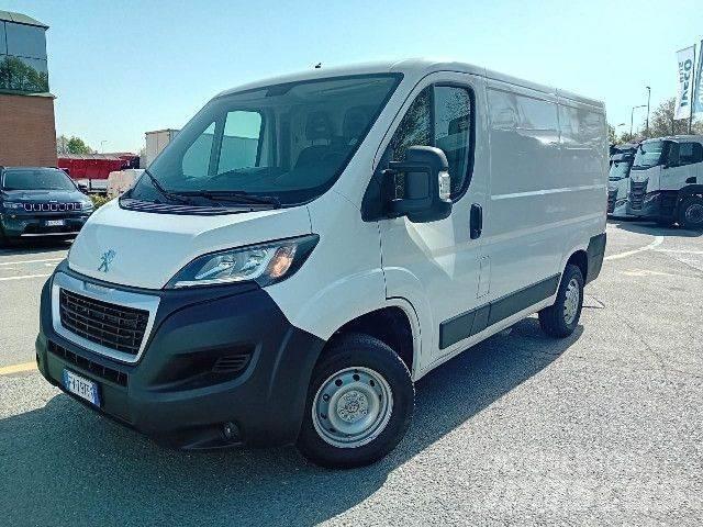 Peugeot BOXER Lätta lastbilar