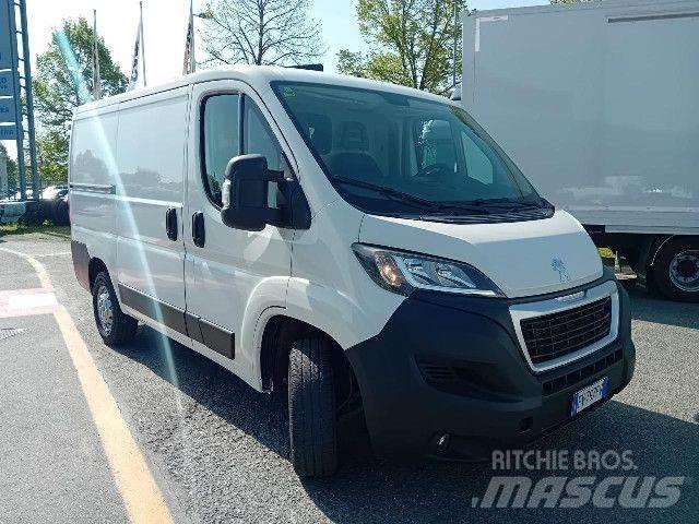 Peugeot BOXER Lätta lastbilar