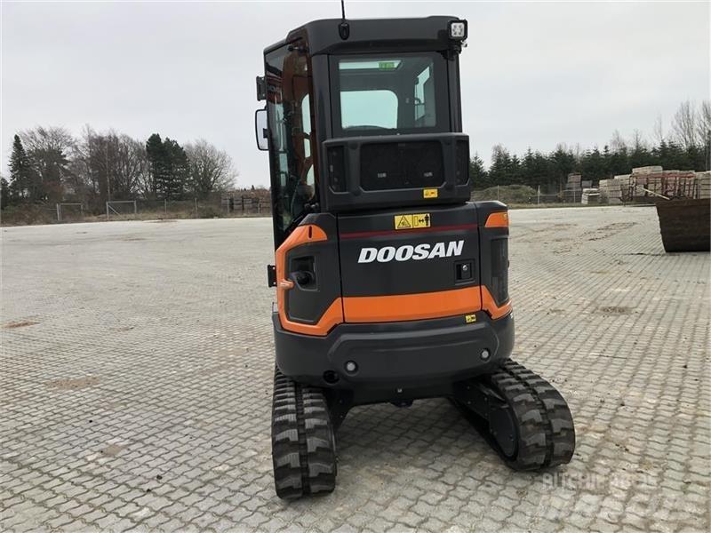 Doosan DX27Z-7 Minigrävare < 7t