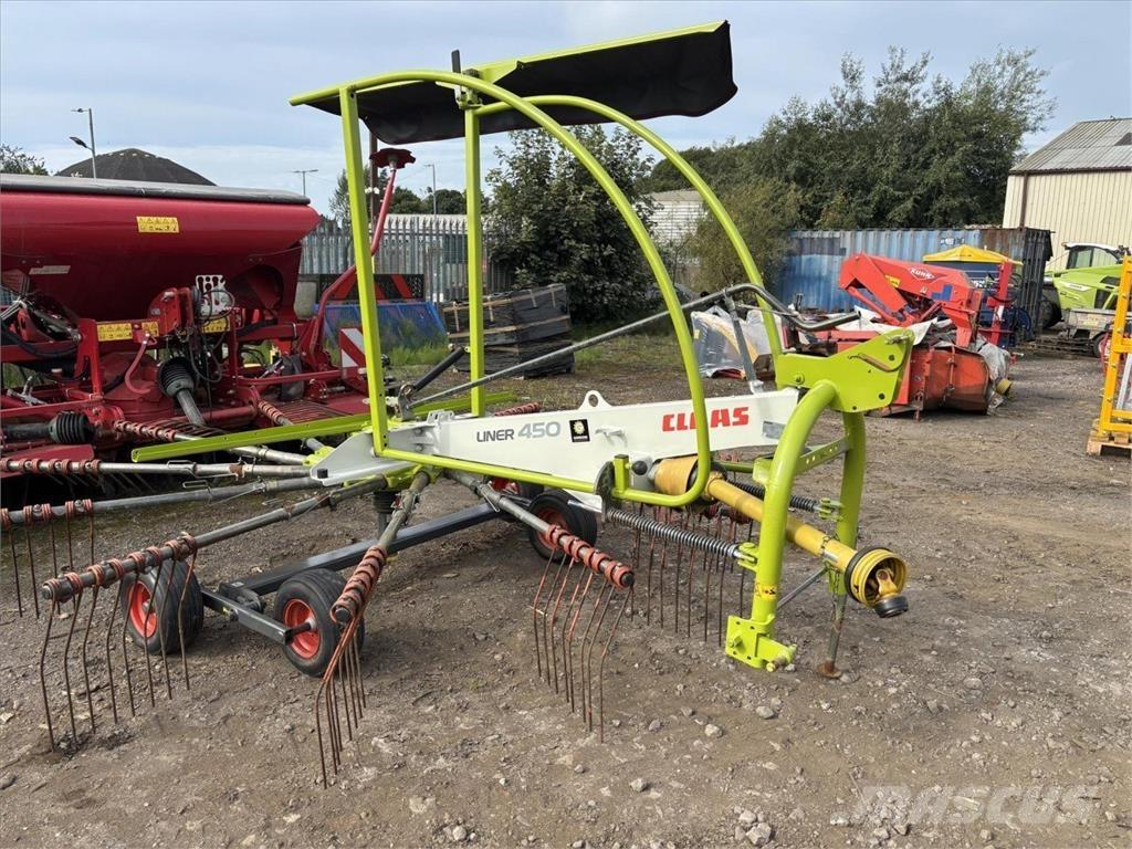 CLAAS LINER 450 Vändare och luftare