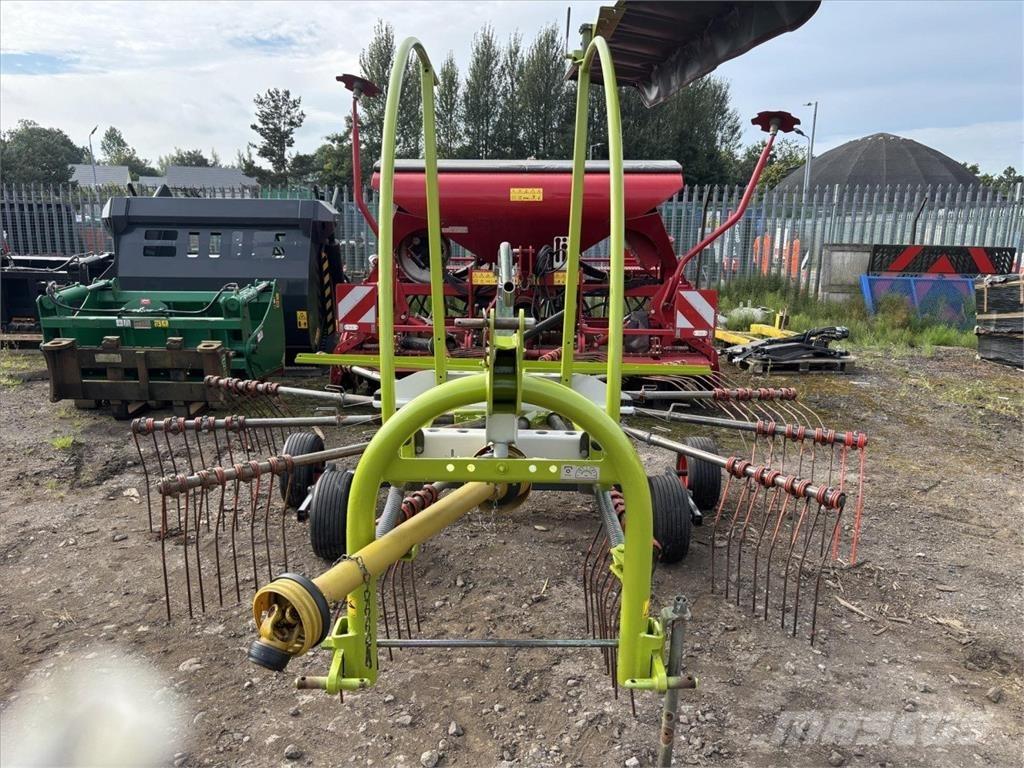 CLAAS LINER 450 Vändare och luftare