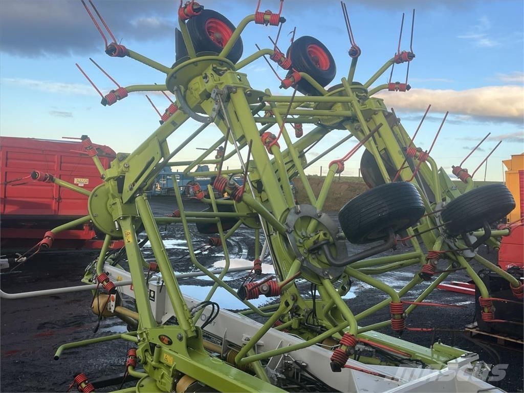 CLAAS VOLTO 1300 T Vändare och luftare