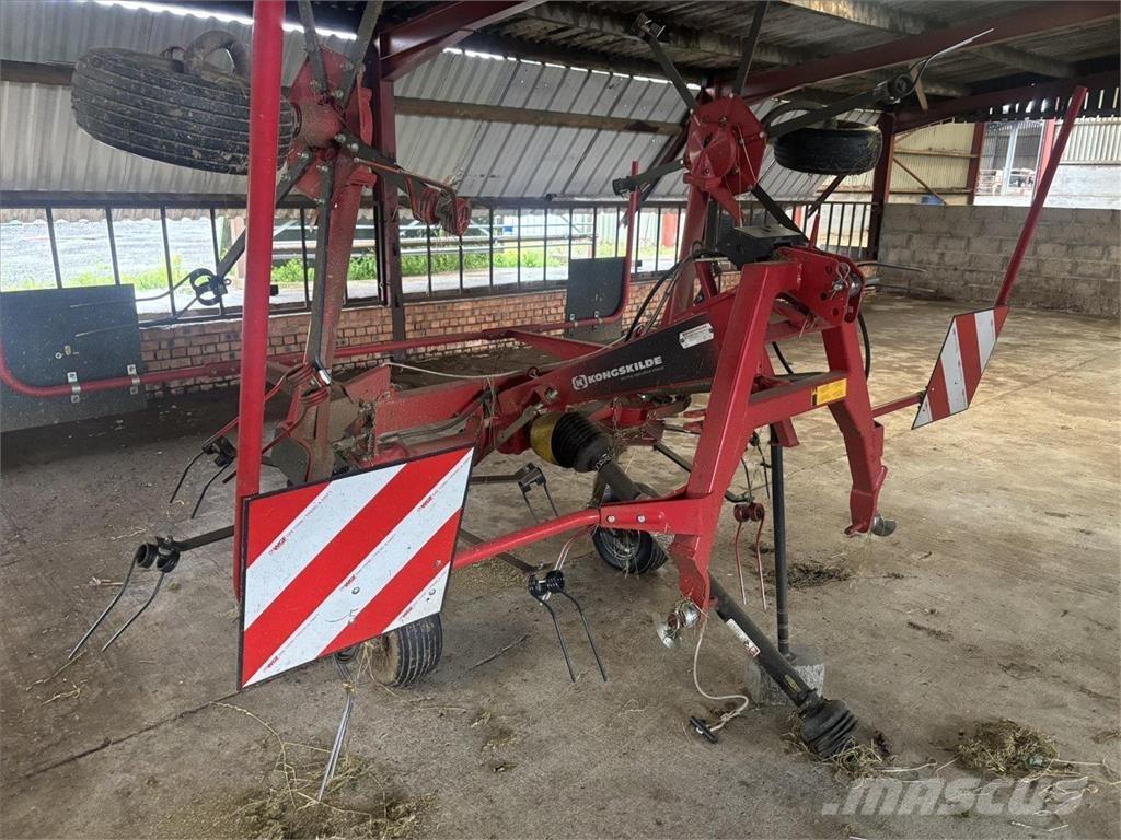Kongskilde Z555 Vändare och luftare