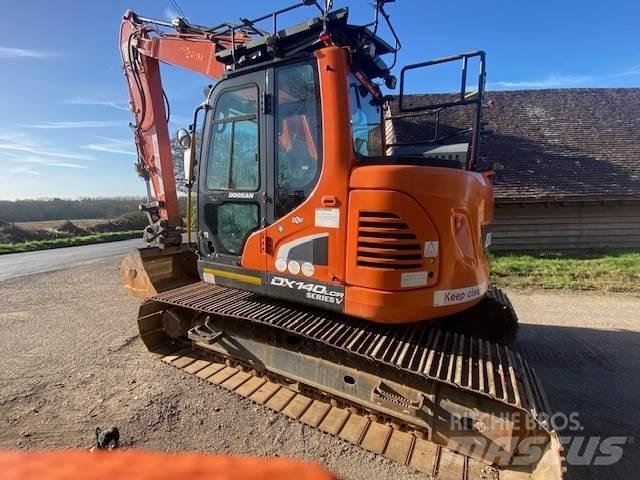 Doosan DX140LCR Bandgrävare