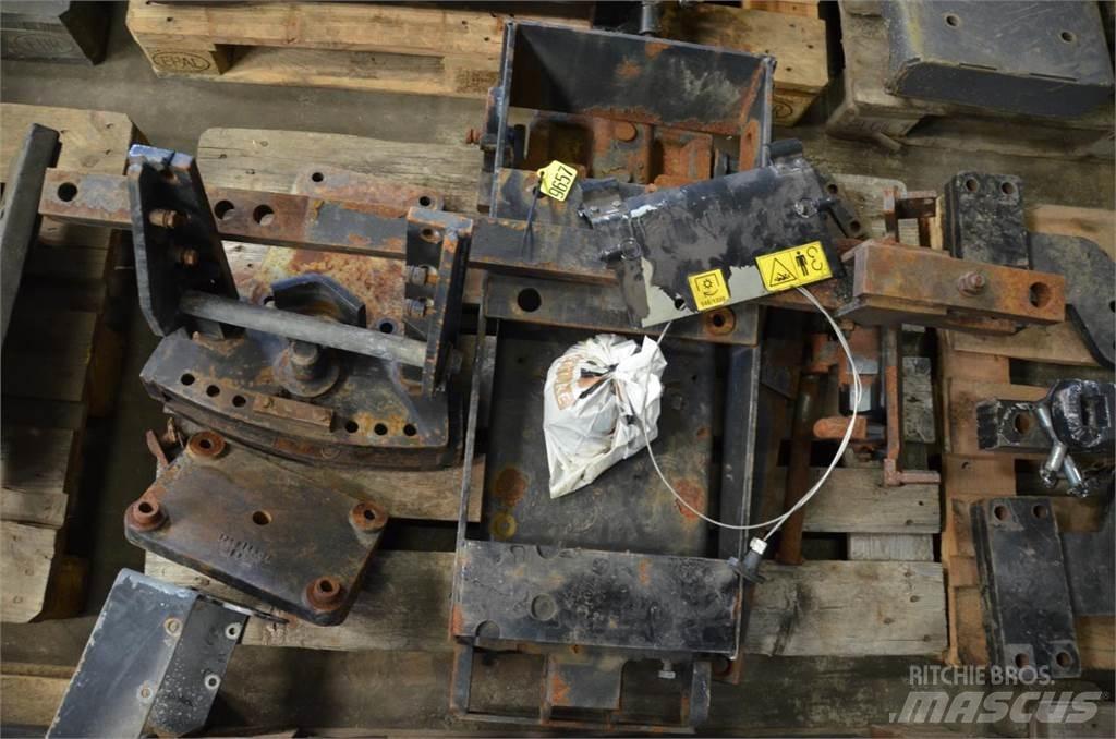  AUTOHITCH Redskapsfäste/ adaptrar